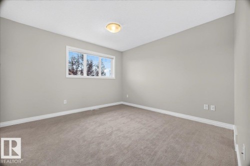 8305 Ellis Crescent Nw, Edmonton, AB - Indoor Photo Showing Other Room
