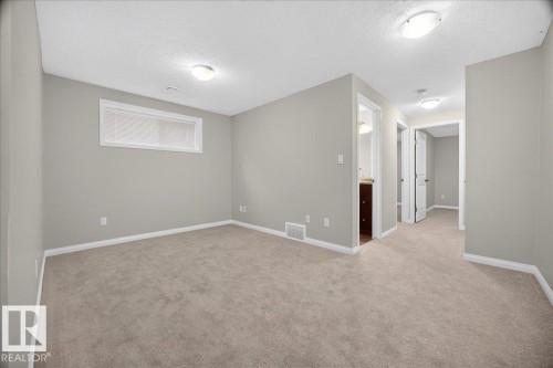 8305 Ellis Crescent Nw, Edmonton, AB - Indoor Photo Showing Other Room