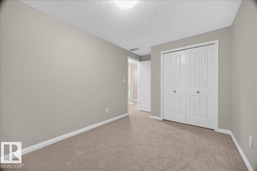 8305 Ellis Crescent Nw, Edmonton, AB - Indoor Photo Showing Other Room