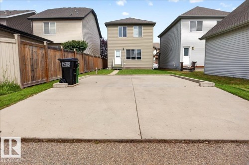 8305 Ellis Crescent Nw, Edmonton, AB - Outdoor With Exterior