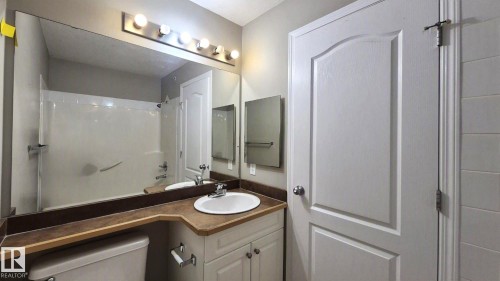 #422 151 Edwards Dr Sw, Edmonton, AB - Indoor Photo Showing Bathroom
