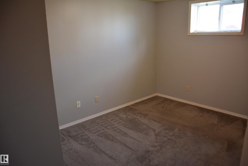 4823 & 4825 52 Street, Barrhead, AB - Indoor Photo Showing Other Room