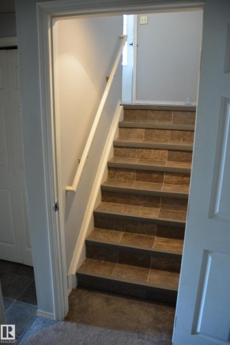 4823 & 4825 52 Street, Barrhead, AB - Indoor Photo Showing Other Room