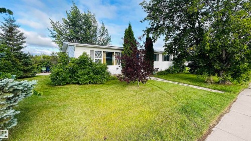 5102 57, Cold Lake, AB - Outdoor