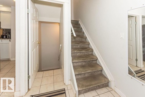 #5 14205 82 St Nw, Edmonton, AB - Indoor Photo Showing Other Room
