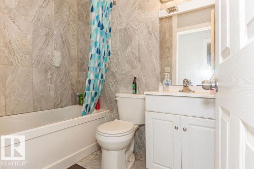 #5 14205 82 St Nw, Edmonton, AB - Indoor Photo Showing Bathroom