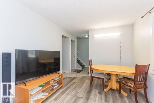 #5 14205 82 St Nw, Edmonton, AB - Indoor Photo Showing Dining Room