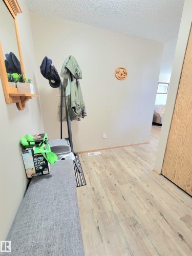 #108D 122 Westpark Dr, Fort Saskatchewan, AB - Indoor Photo Showing Gym Room