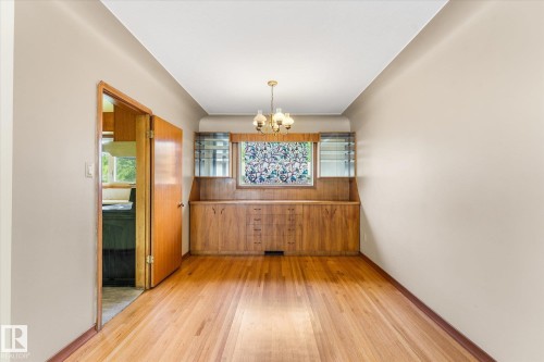 15930 93 Avenue Nw, Edmonton, AB - Indoor Photo Showing Other Room