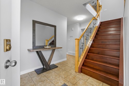 16604 59 Street Nw, Edmonton, AB - Indoor Photo Showing Other Room