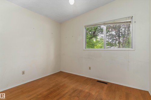 40 Curlew Crescent, Sherwood Park, AB - Indoor Photo Showing Other Room