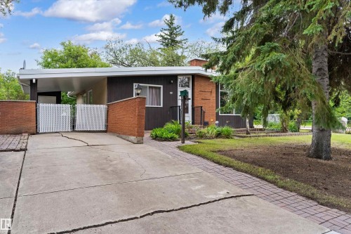 40 CURLEW Crescent   Sherwood Park, AB T8A 0H4