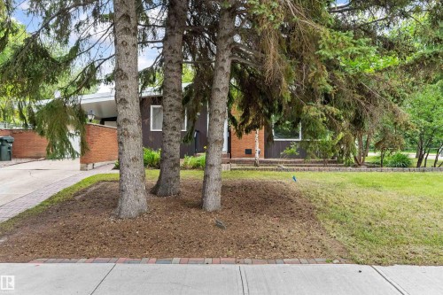 40 Curlew Crescent, Sherwood Park, AB - Outdoor