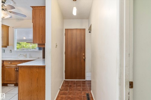 40 Curlew Crescent, Sherwood Park, AB - Indoor Photo Showing Other Room