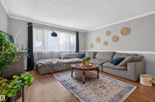 3606 44 Street, Leduc, AB - Indoor Photo Showing Living Room