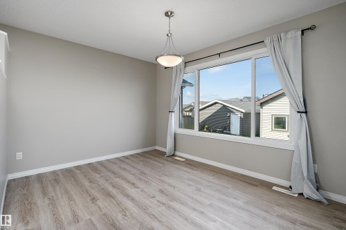 4037 Prowse Lane Sw, Edmonton, AB - Indoor Photo Showing Other Room