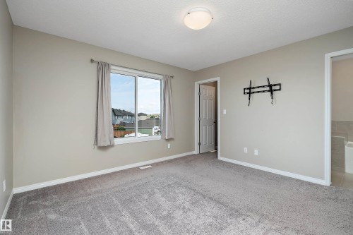 4037 Prowse Lane Sw, Edmonton, AB - Indoor Photo Showing Other Room