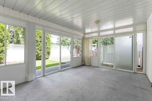 11217 38 Street Nw, Edmonton, AB -  Photo Showing Other Room