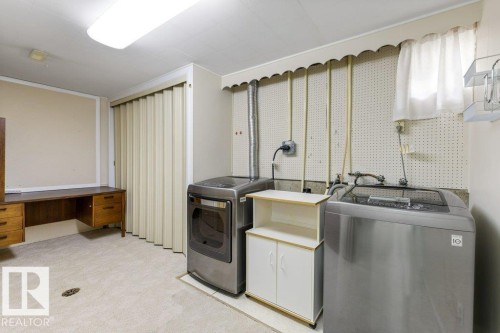 11217 38 Street Nw, Edmonton, AB - Indoor Photo Showing Laundry Room