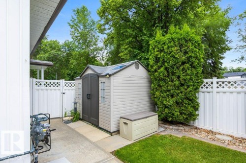 11217 38 Street Nw, Edmonton, AB - Outdoor