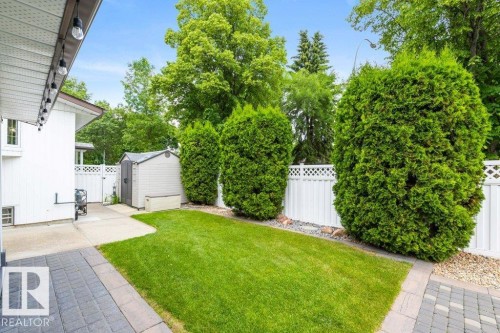 11217 38 Street Nw, Edmonton, AB - Outdoor