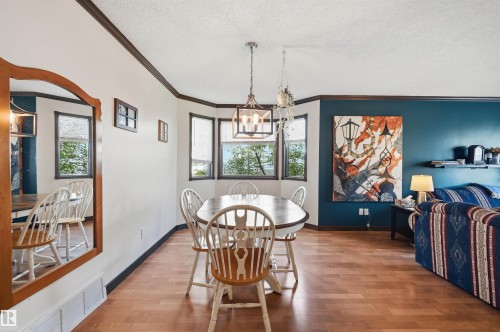 18639 72 Avenue Nw, Edmonton, AB 