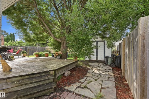 18639 72 Avenue Nw, Edmonton, AB 