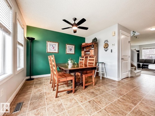 12060 19 Avenue Sw, Edmonton, AB - Indoor Photo Showing Dining Room