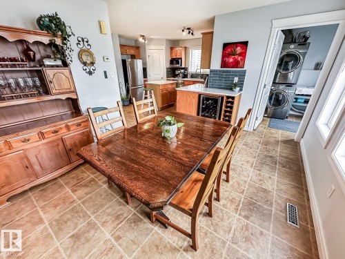 12060 19 Avenue Sw, Edmonton, AB - Indoor Photo Showing Dining Room