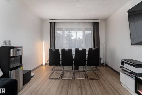 105 Callingwood Two Nw, Edmonton, AB - Indoor