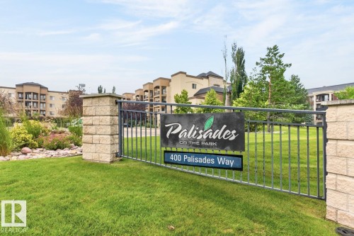 #108 400 PALISADES WY  Sherwood Park, AB T8H 0H4