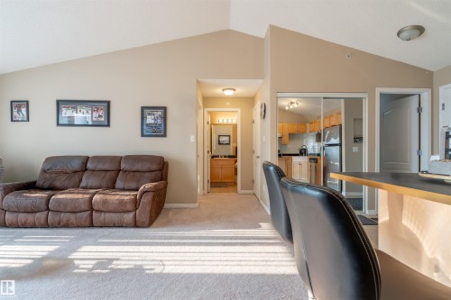 #409 5350 199 St Nw, Edmonton, AB - Indoor Photo Showing Other Room