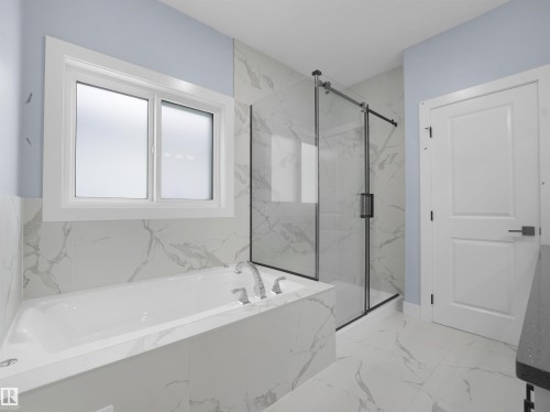 829 Morris Avenue, Leduc, AB - Indoor Photo Showing Bathroom