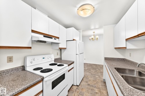 #706 11211 85 St Nw, Edmonton, AB - Indoor Photo Showing Kitchen With Double Sink