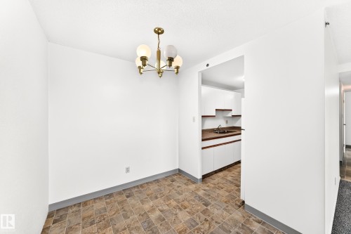 #706 11211 85 St Nw, Edmonton, AB - Indoor