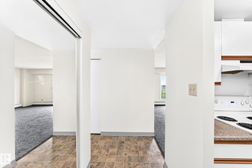 #706 11211 85 St Nw, Edmonton, AB - Indoor