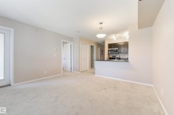 Open concept floor plan - 