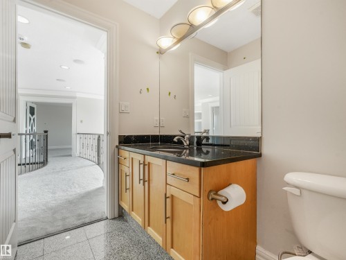 22 Shores Drive, Leduc, AB - Indoor Photo Showing Bathroom