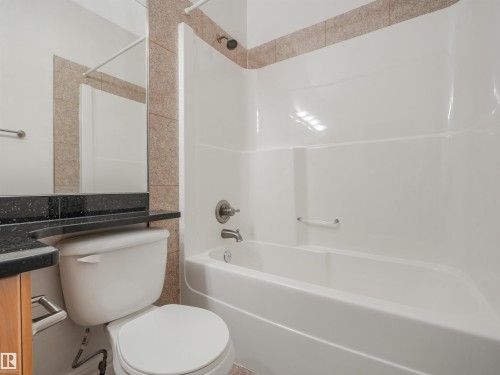22 Shores Drive, Leduc, AB - Indoor Photo Showing Bathroom