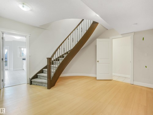 22 Shores Drive, Leduc, AB - Indoor Photo Showing Other Room