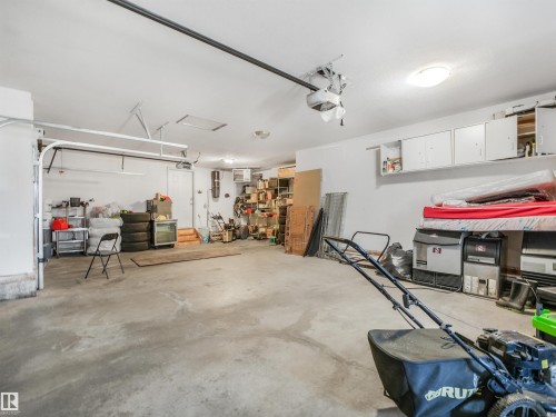 22 Shores Drive, Leduc, AB - Indoor Photo Showing Garage