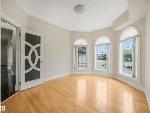 22 Shores Drive, Leduc, AB - Indoor Photo Showing Other Room