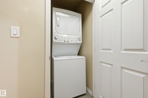 #107 10138 116 St Nw, Edmonton, AB - Indoor Photo Showing Laundry Room
