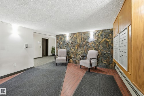 #107 10138 116 St Nw, Edmonton, AB - Indoor Photo Showing Other Room