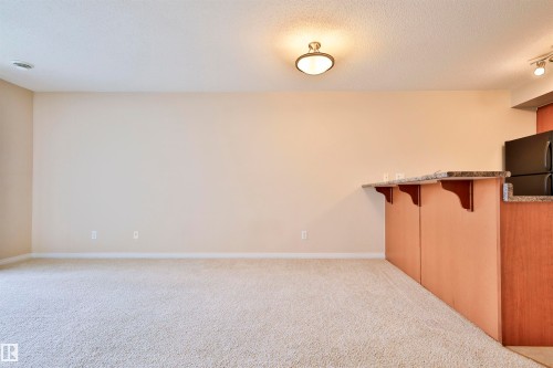 #213 6925 199 St Nw, Edmonton, AB - Indoor