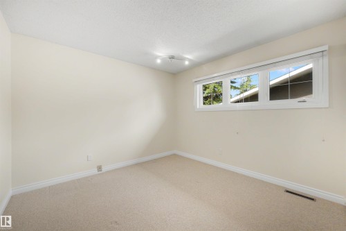 4139 122 Street Nw, Edmonton, AB - Indoor Photo Showing Other Room