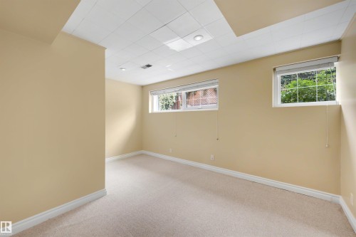 4139 122 Street Nw, Edmonton, AB - Indoor Photo Showing Other Room