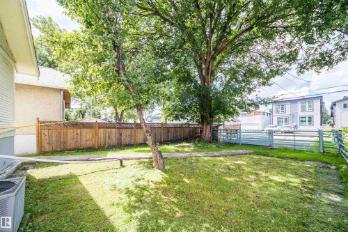 11604 97 Street Nw, Edmonton, AB - Outdoor