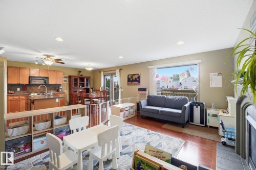 5420 162B Avenue Nw, Edmonton, AB - Indoor