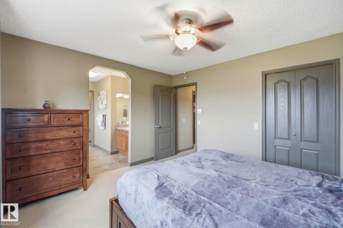 5420 162B Avenue Nw, Edmonton, AB - Indoor Photo Showing Bedroom